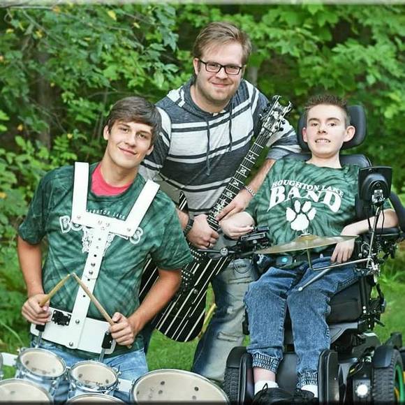 Meet your Posher, Andrew - Picture 1 of 1